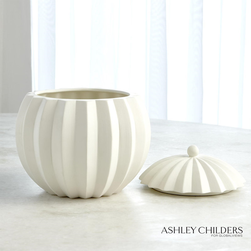 Spicchi Line Bowl W/Lid-Matte White-Lg, 8.25" H x 8" W x 8" D