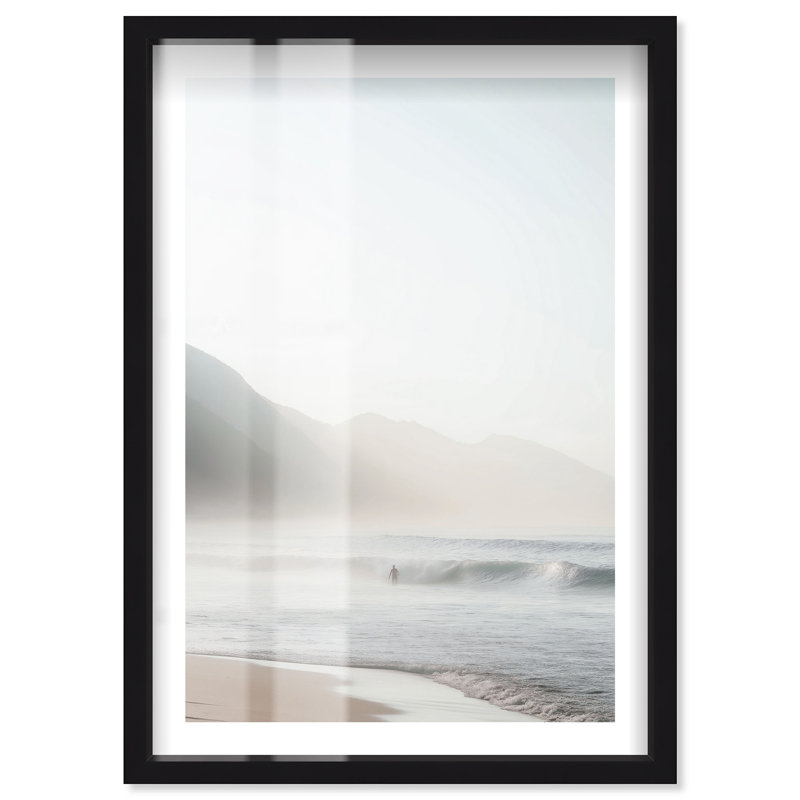 «Ghostly Peak Swell Shadowbox» par Notoriart, H 37 po x l 25 po, Noir
