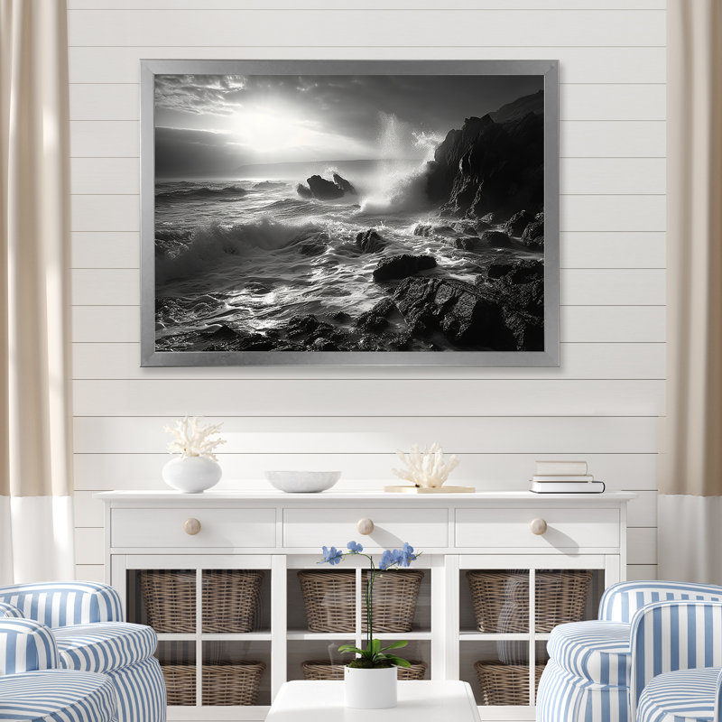 Paysage de plage rocheuse sur toile, Cadre simple argenté, H 34 po x l 44 po x P 1,5 po