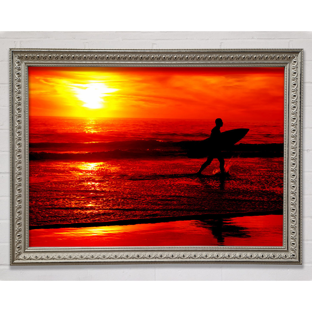 Gerahmtes Leinwandbild Surfers Stunning Orange Ocean