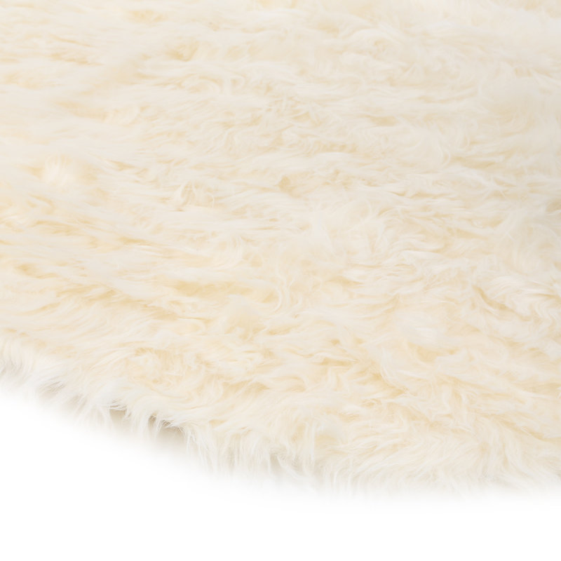 Sheepskin Round Ivory Area Rug - 5'