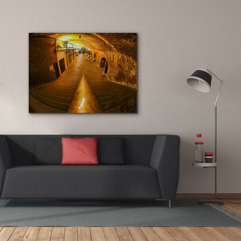 «Into The Tunnel» par Mark A Paulda, art mural sur toile, 54 po x 40 po, 54 po x 40 po