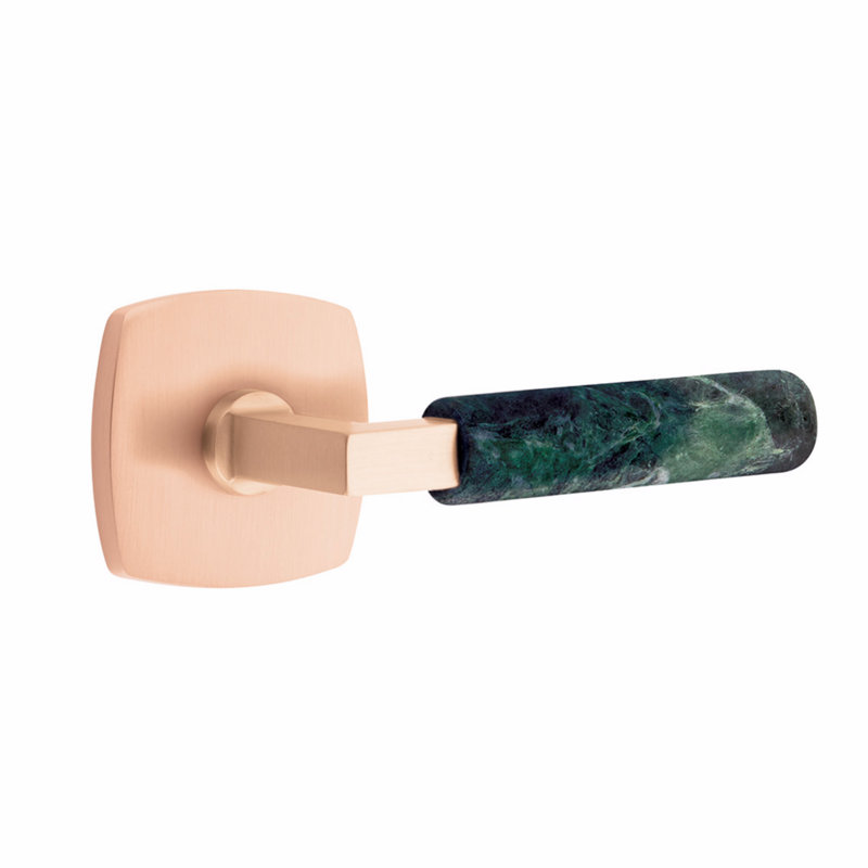 Ensemble de leviers de passage Emtek Select, rosette Urban Modern, tige carrée en L, poignée en marbre vert, CF