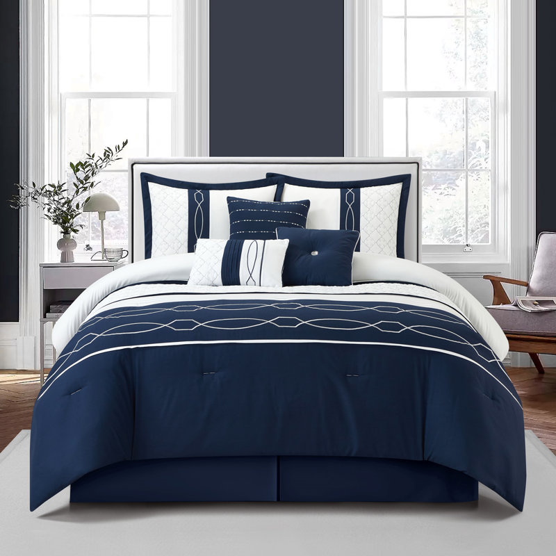 Penley Comforter Set, Queen Comforter + 6 Additional Pieces