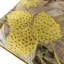 Housse de coussin en velours à motif floral brodé 18 po x 18 po