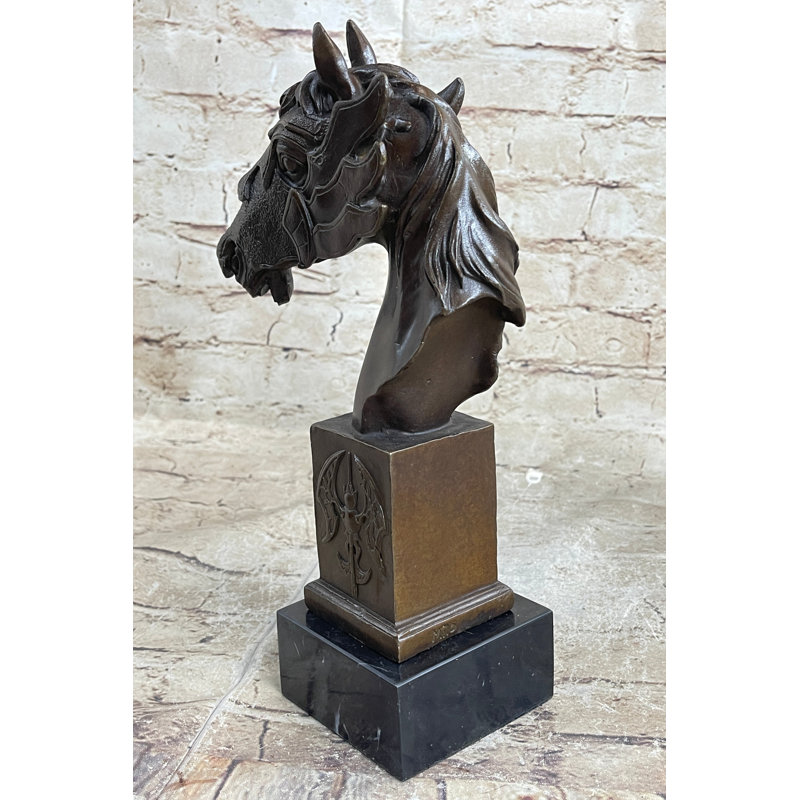 Figurines et sculptures