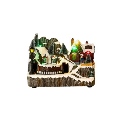 Scène de train avec patinoire - Collection Christmas Village par F07N5-11B