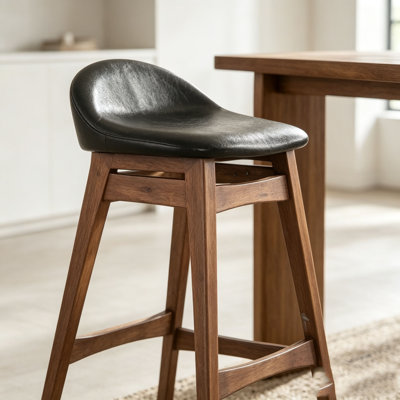 Ensemble de tabourets de bar élégants à dossier bas avec finition en bois naturel