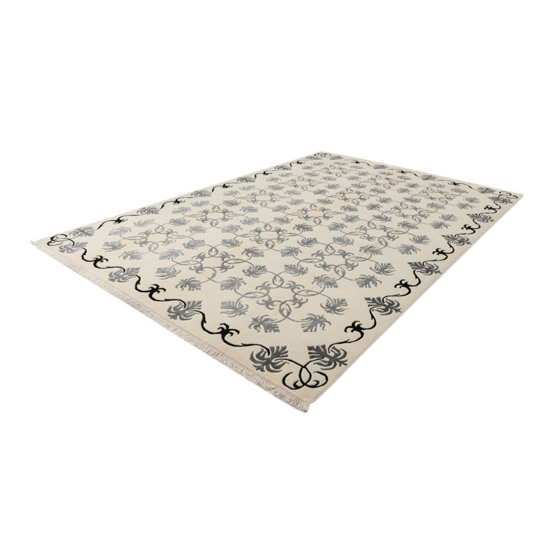 Howard Beige Rug