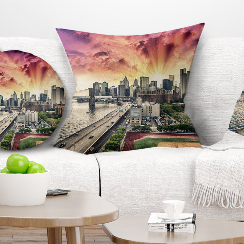 Photo Fdr Drive Et Manhattan Skyline Oreiller Cityscape
