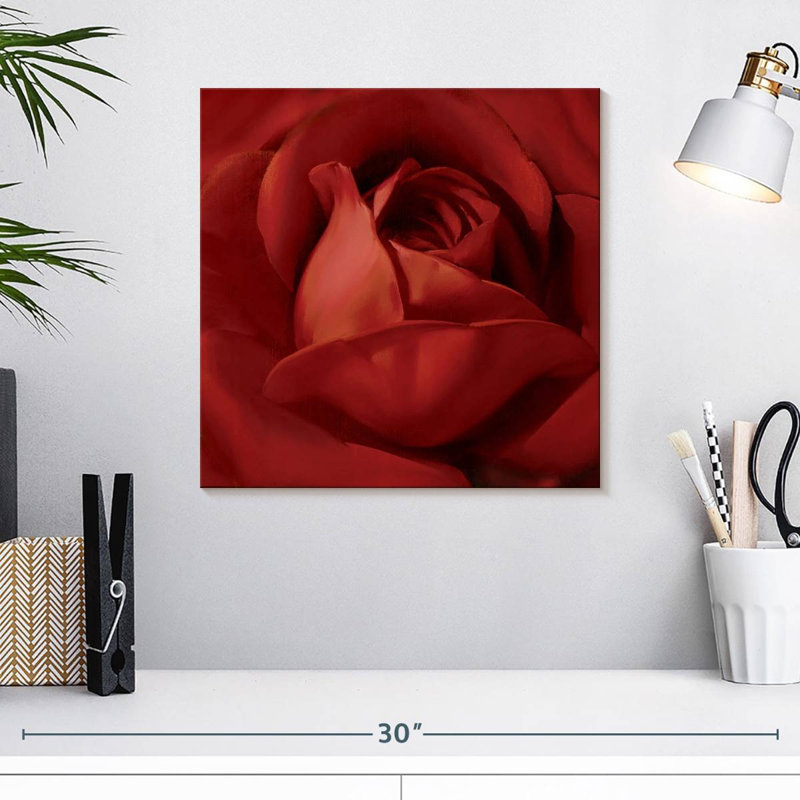 Harnek Sincere Red, 16" H x 16" W