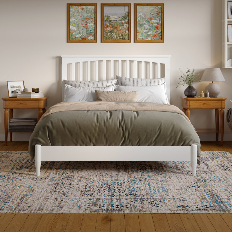 Lit plateforme en bois massif Aritra, Blanc, Grand