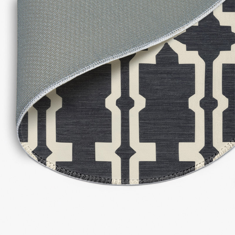 Trellis Gray Indoor and Outdoor Area Rug, Round 5'