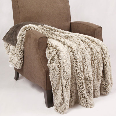 Jeté Woolly Mammoth