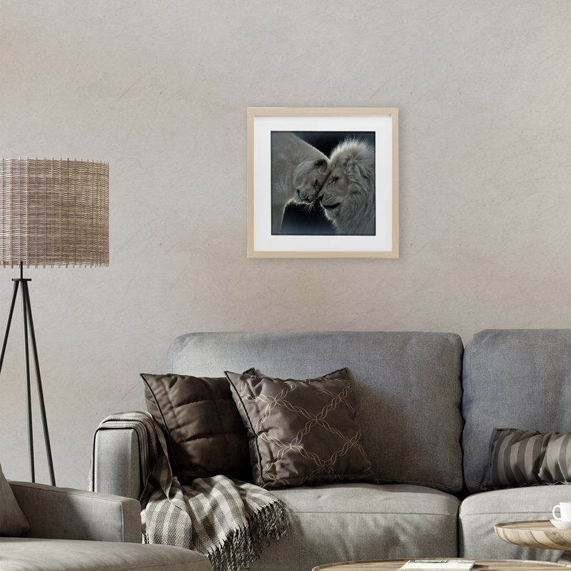 «White Lion Love», reproduction sous verre encadrée, design par Collin Bogle, Cadre de récolte en pin, H 13 po x l 13 po