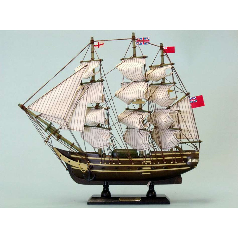 Bateau modèle surprise Harcrest