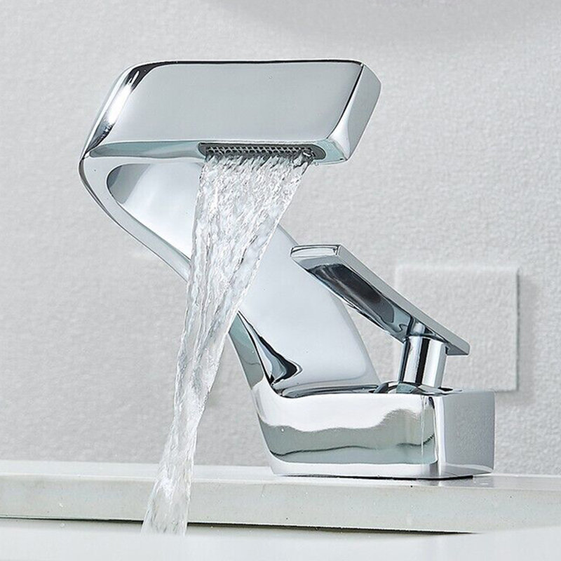 Single-Hole Single-handle Bathroom Faucet, Chrome