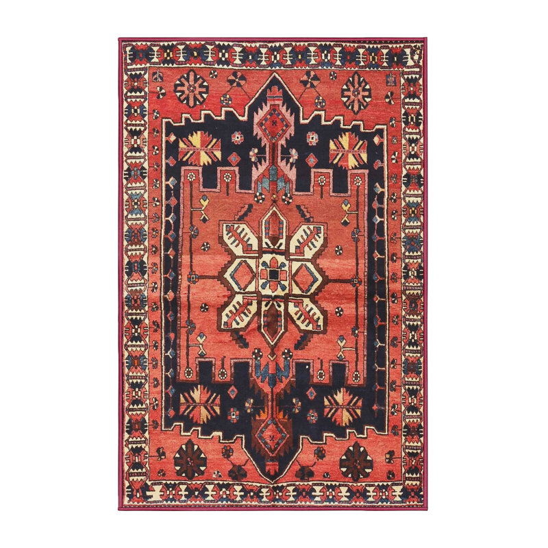 Izola Oriental Indoor Rug, Rectangle 4' x 6'
