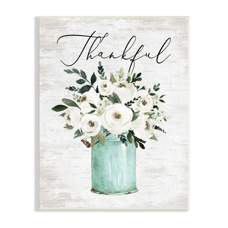 «Thankful Expression», bouquet de fleurs de renoncule blanc, pot de lait par lettres et lignes, Bois