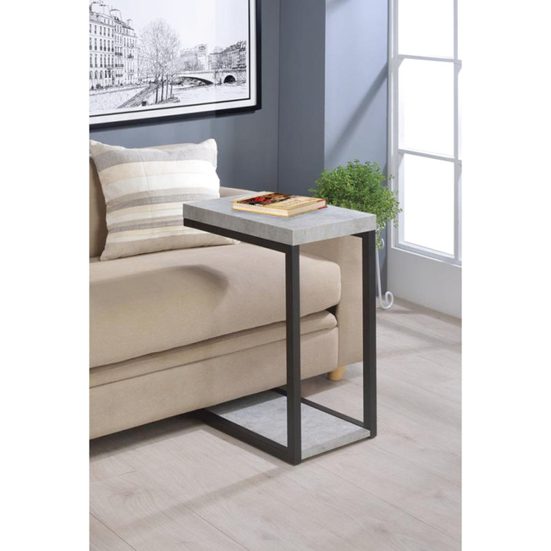 Table de collation industrielle avec surface en ciment et structure en métal noir, pour table de salon grise, espaces fonctionnels modernes