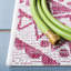 Tapis intérieur / extérieur ivoire / fuchsia Molinaro-546102857