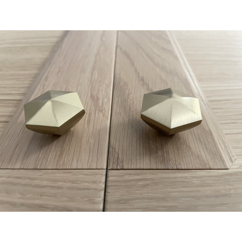 Poignée d'armoire facettée hexagonale en laiton massif