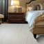 Tapis blanc en laine noué à la main Contemporary-88615538