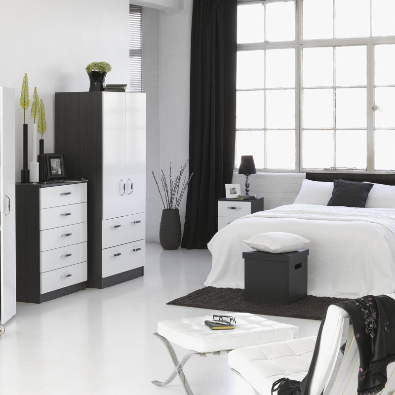 Hering Bedroom Collection