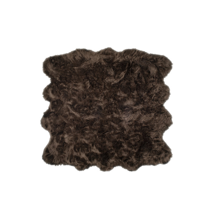 Round Clarrissa Dark Brown Faux Fur Area Rug
