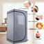Tente à vapeur portable grise Mini Plus - Spa personnel avec générateur, télécommande. Installation sans effort. Chauffage. & Ul. Isolation supérieure. Surface imperméable. Sortie 360 °. Plusieurs réglages de vitesse. Améliorez votre corps