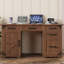 Bureau de direction de style champêtre avec station de recharge intégrée, armoire de rangement et tiroir à dossiers suspendus