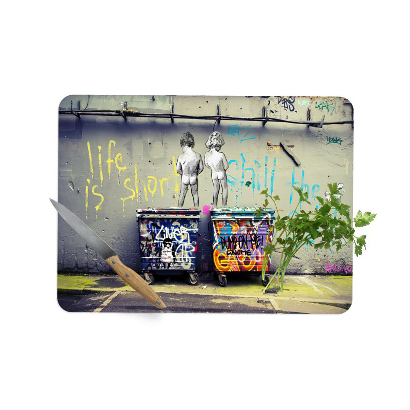 «Peeing Boy Design» inspiré de Banksy sur un plateau de service en verre avec des propriétés antibactériennes, 11 po x 15 po