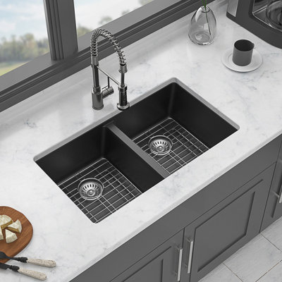 Évier de cuisine encastré en composite de quartz avec deux cuves égales