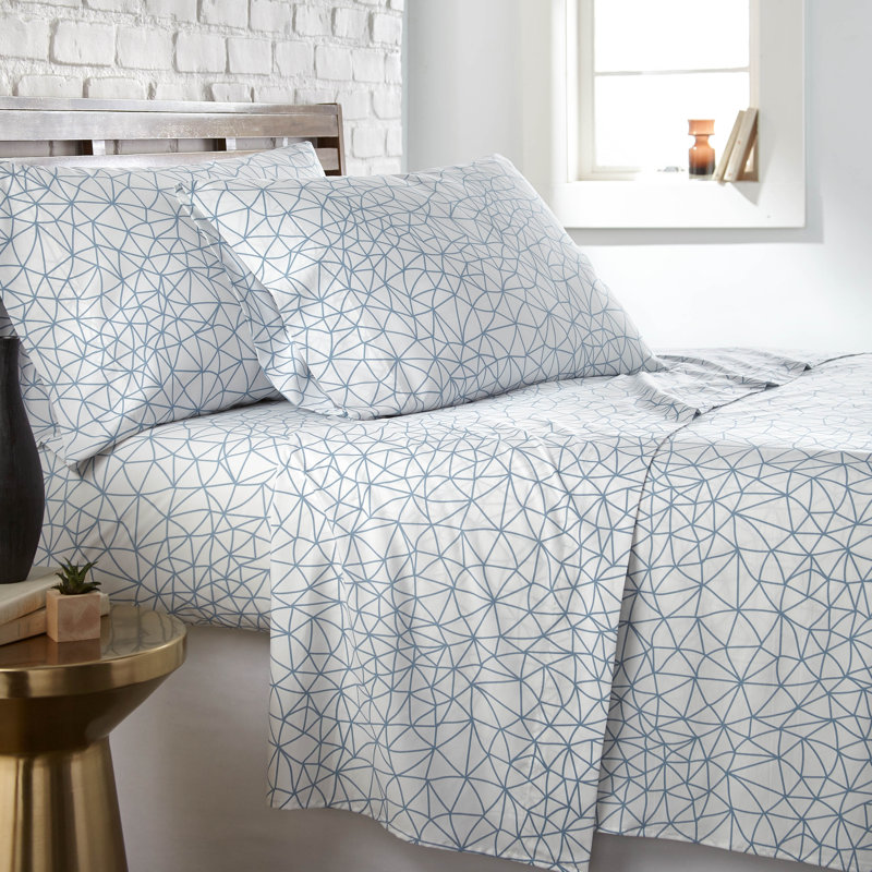 Vilano Choice Geometric Microfiber Sheet Set, Full, White/Blue