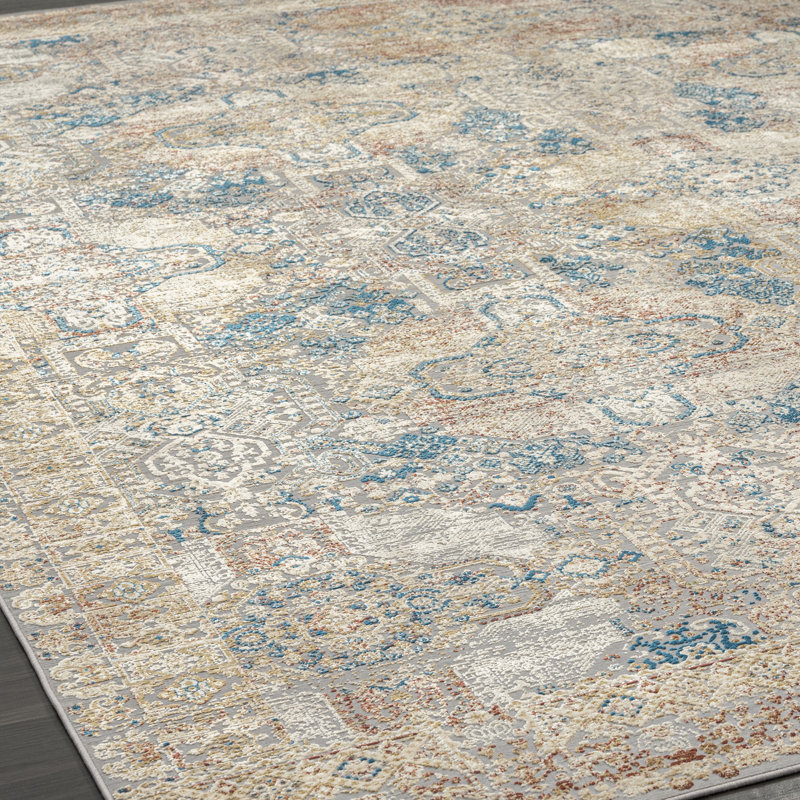 Preslie Area Rug in Grey, Rectangle 4' x 5'11"