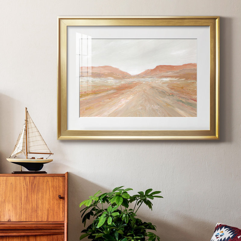Road to Sedona - Peinture encadrée, Papier encadré doré, H 18,5 po x l 24,5 po x P 1,5 po, Blanc mat