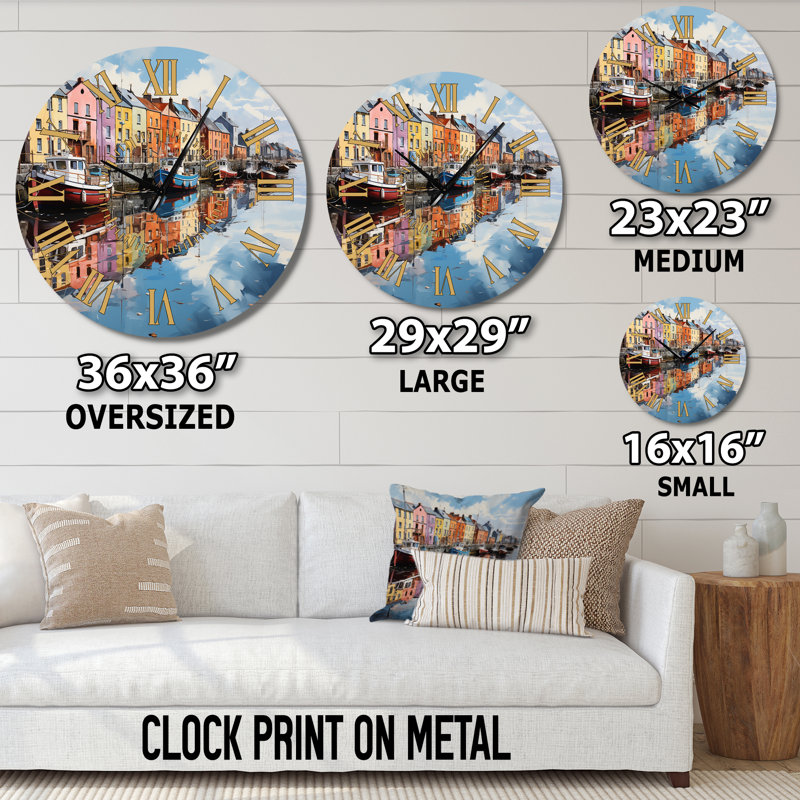 Horloge murale Ireland Face Reflectionsan I - Cityscapes Golden Face, Surdimensionné