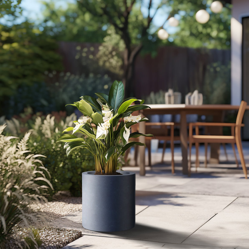 Pot à fleurs en ciment Skogh, H 13 po x l 13 po x P 13 po, Gris granite