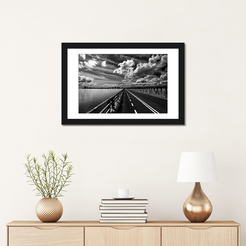 «Sans titre», impression sur toile, H 16 po x l 24 po x P 1 po, Papier d'art encadré noir, Blanc