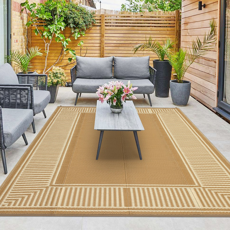 Waterproof Outdoor Area Rug Reversible Plastic Carpet Simple Geometric Design UV & Mark Mark Resistant Easy Clean Ideal for Patio Garden Picnic Deck Balcony