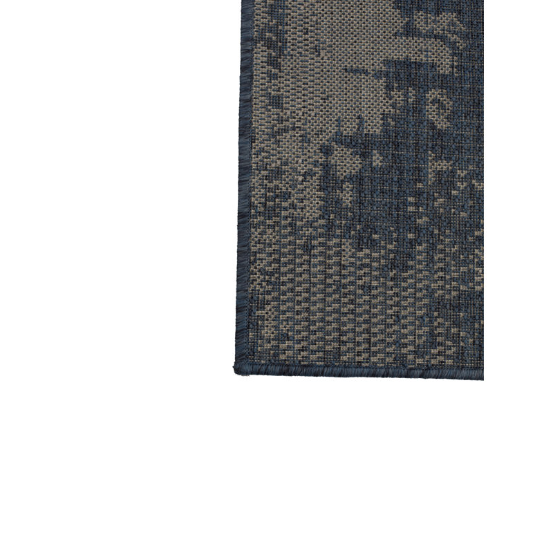Indoor / Outdoor Rug, Rectangle 7'10" x 10'