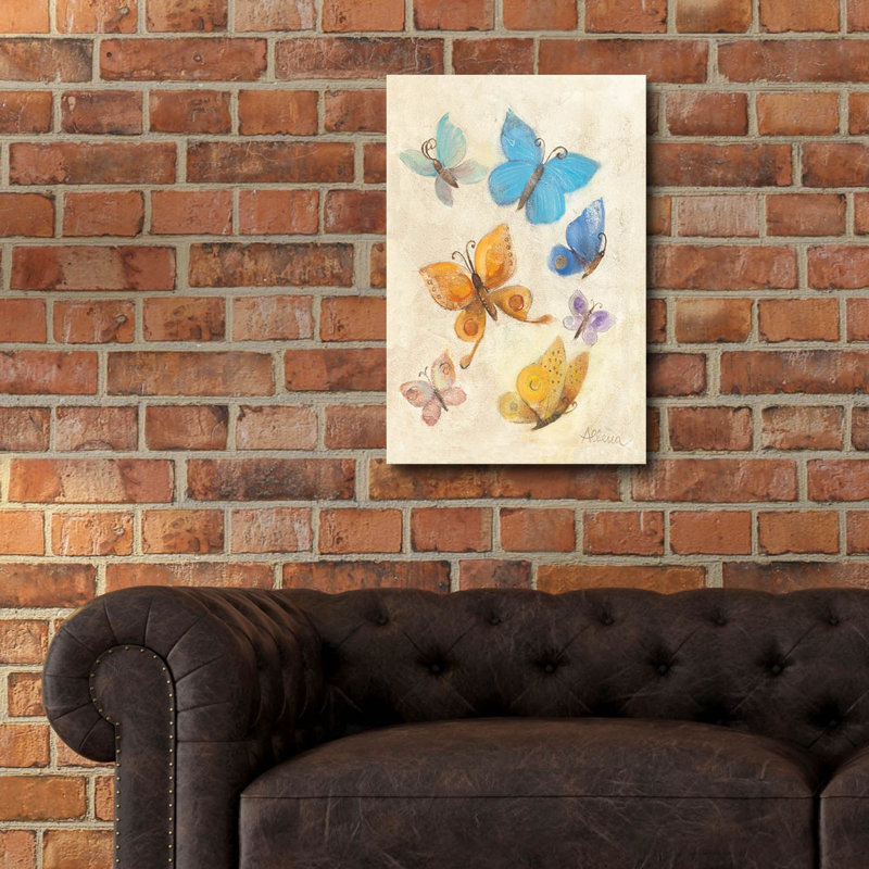 «Butterflies» par Albena Hristova, art mural en verre acrylique, H 24 po x l 16 po x P 0,2 po