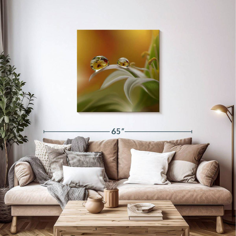 Alvord Flower Mist, 36" H x 36" W
