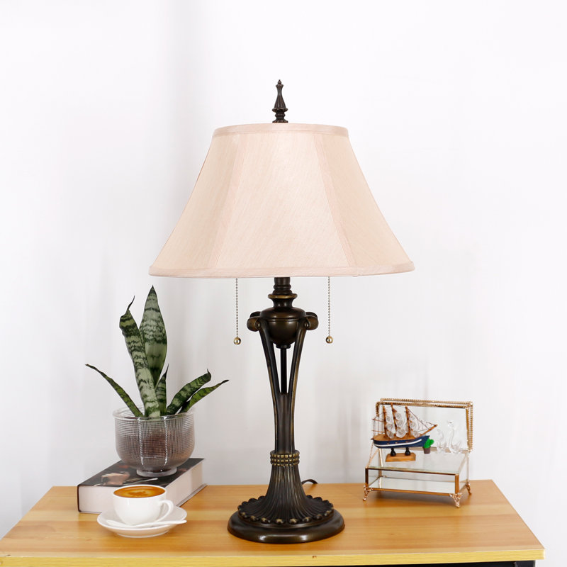 Lampe de bureau en résine Alderfield