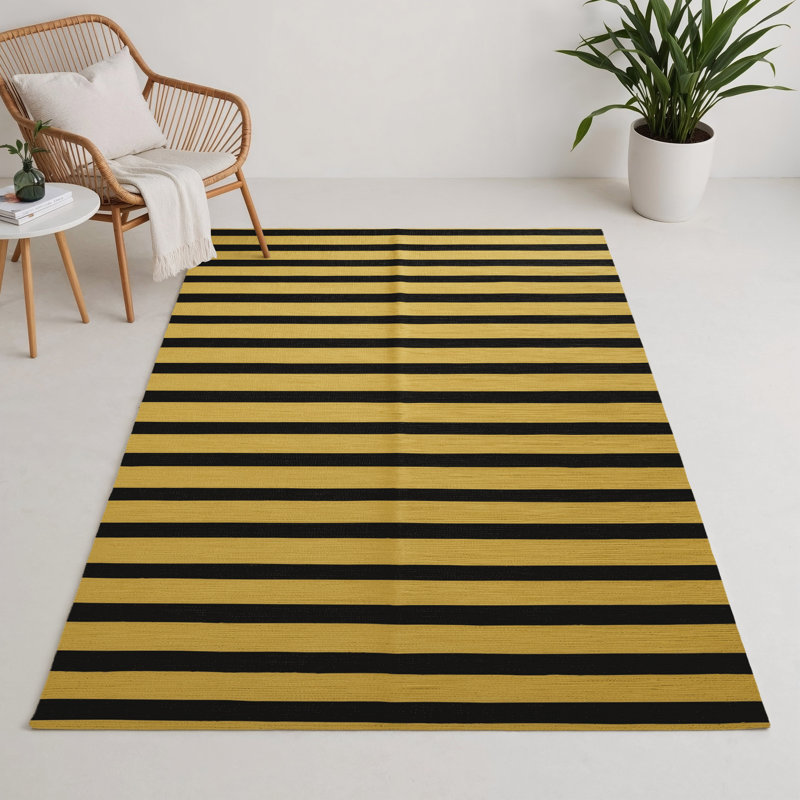 Tapis intérieur / extérieur brun HorizontalStripes, Rectangle 5 pi x 7 pi