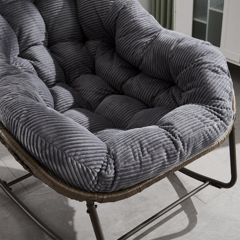 Chaise berçante d'extérieur en rotin, Grey