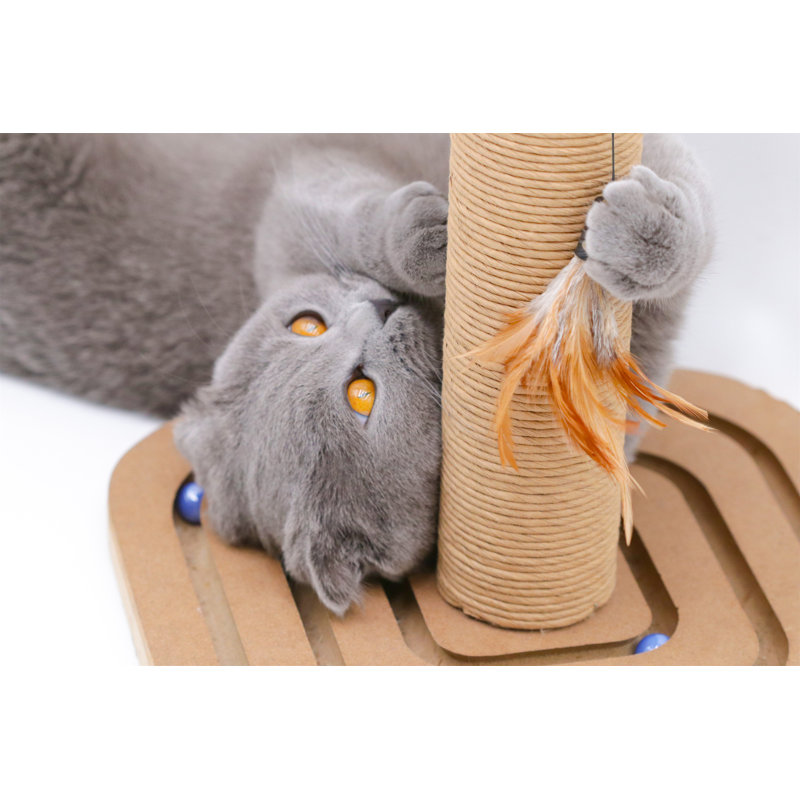 Clian Scratching Post