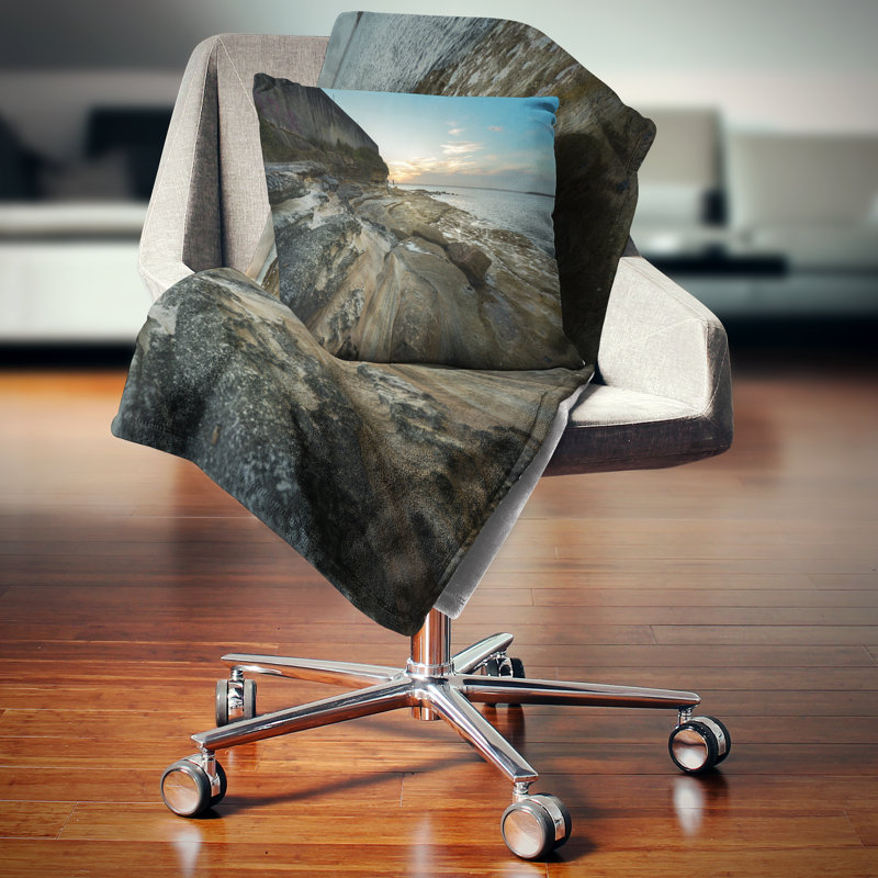 Housse et insert de coussin Rocky Sydney Beach View Seascape, 18 po x 18 po