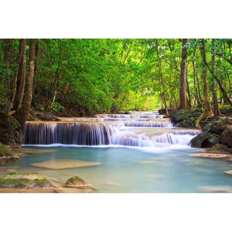 Chute d'eau - photographie sur toile tendue, H 32 po x l 48 po