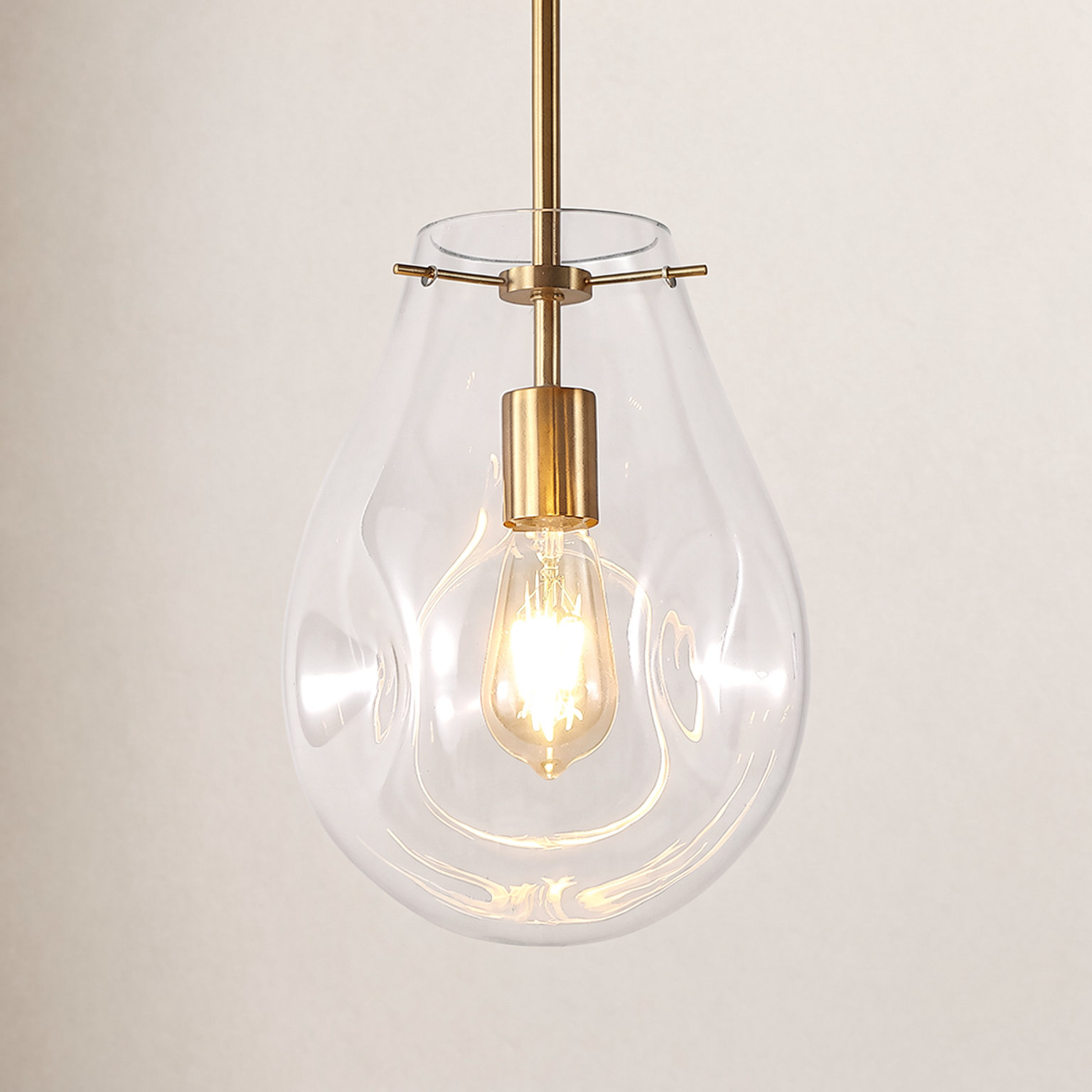 Dimmable Single Light Pendant